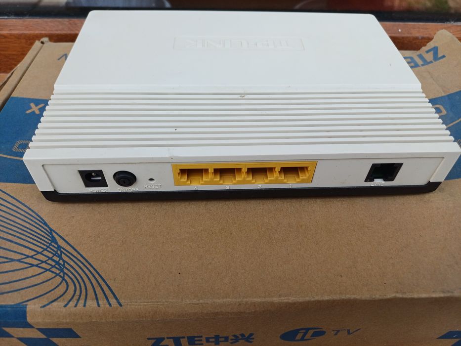 Продам роутер TP link