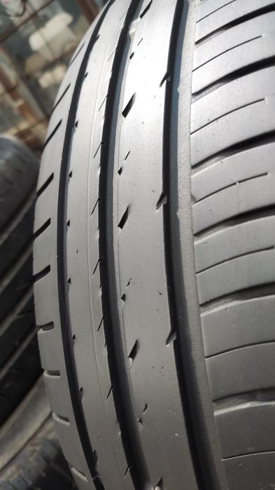 2бр летни гуми  175/65/15 Fulda Eco Control HP
6.6мм грайфер
Добро със