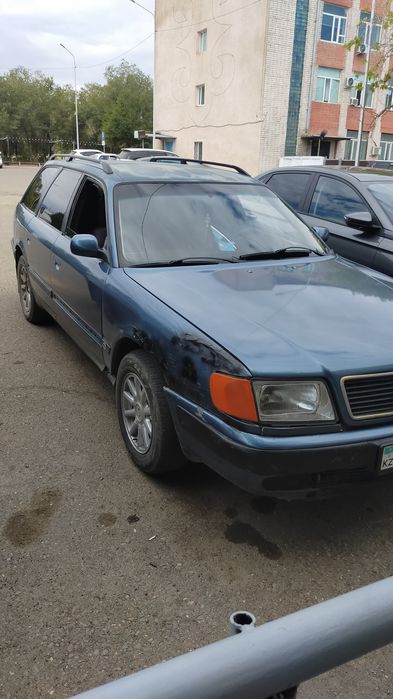 Продам Ауди 100 с4 универсал