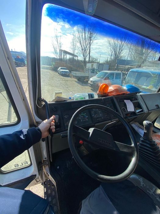 Camion cu macara-Volvo FL6 +Palfinger 12080