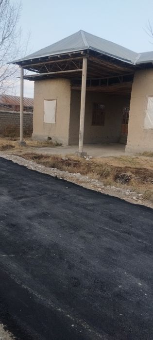 Уй ховли арзон нархда сотилади.