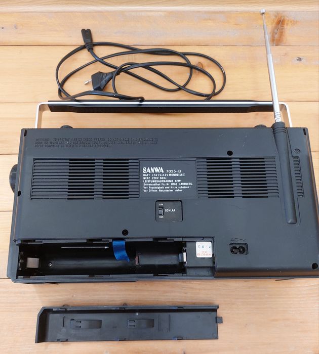 Касетофон SANWA 7025 - B