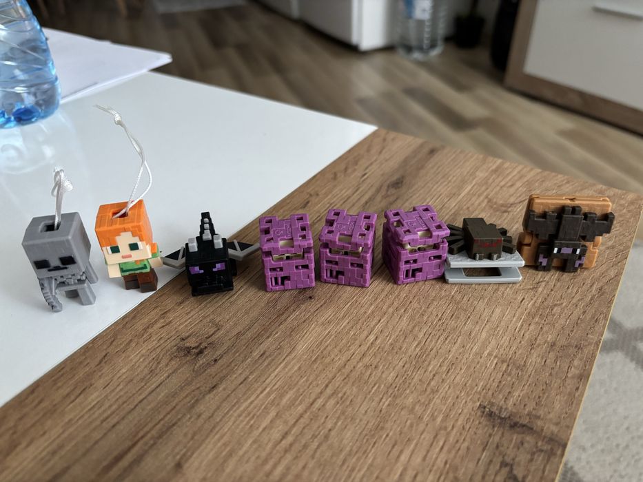 Фугурки на minecraft kinder joy