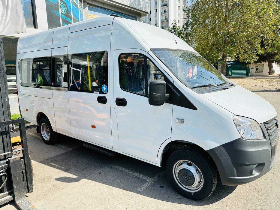 Комфортный и безопасный автобус ГАЗ A65R33 (Газель Next) 2025 года .