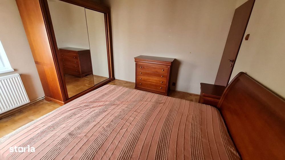 Apartament 3 camere zona Universitatea Transilvania