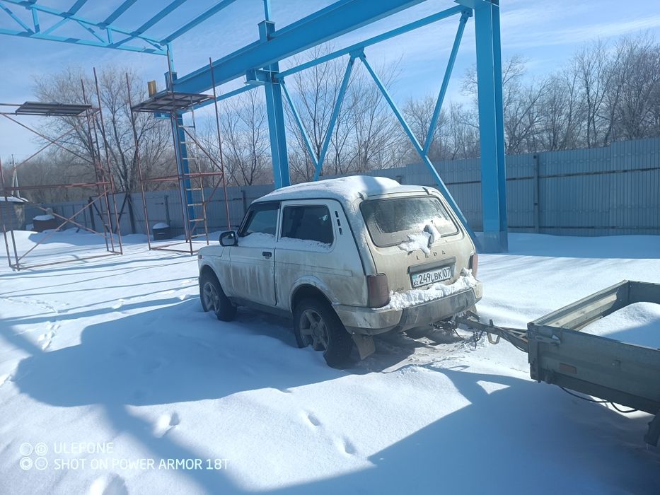 Продам ниву ваз 21214