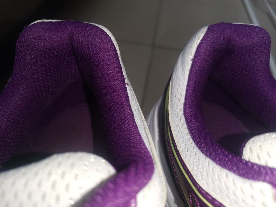 НОВИ Маратонки Adidas 40