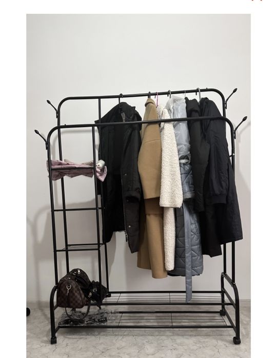 Вешалка новая 13000