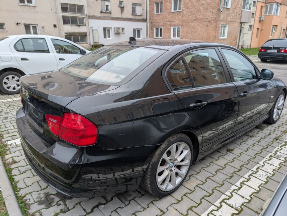Vând BMW E90 FL An 2010 Euro 5