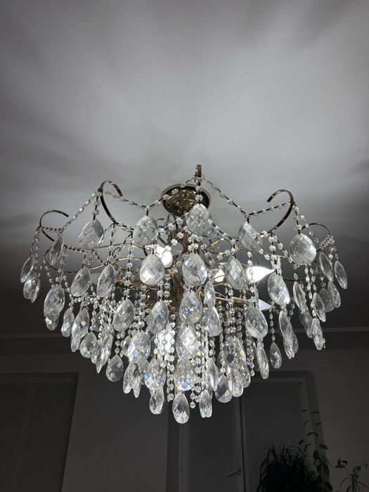 люстра  для дома.