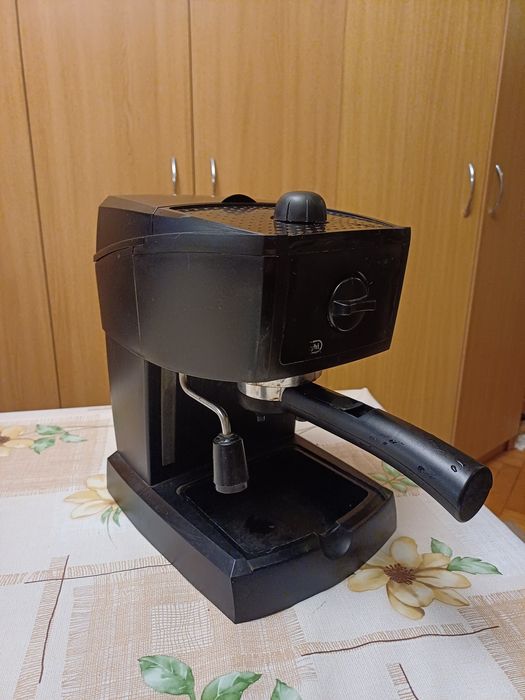 Expresor delonghi cafea macinata