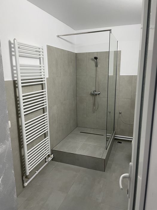 Vând  Pensiune in stațiunea Ranca Transalpina