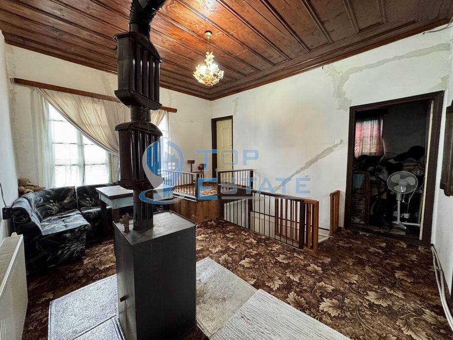 Продава се Къща в Елена - 214 кв.м за 141 €/кв.м - Снимка #2