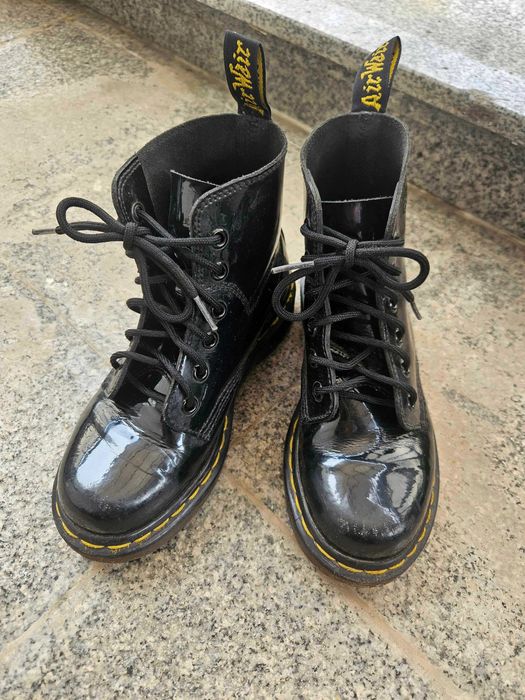 Dr Martens черни лачени детски обувки