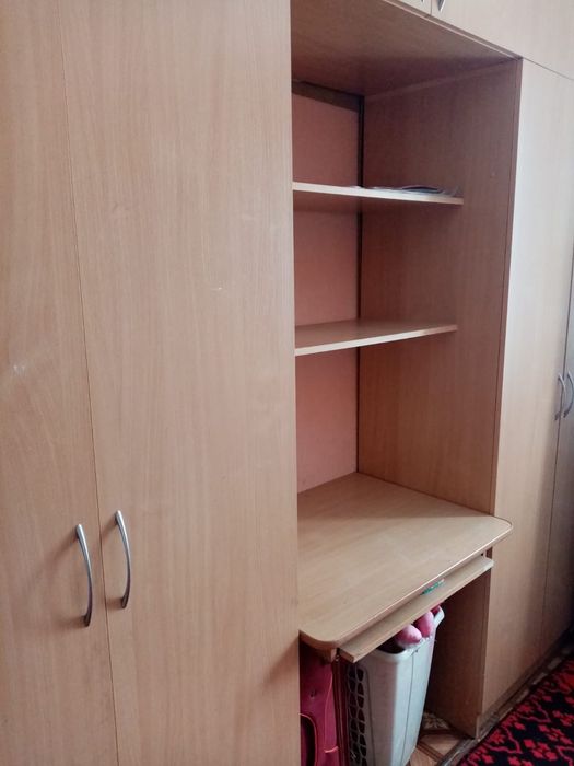 Продам шкаф в спальню,  в детскую!