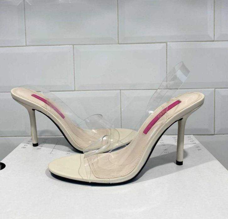 елегантни ZARA сандали на висок ток с прозрачна част