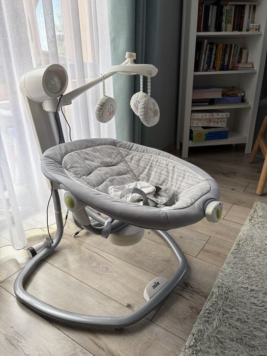 Joie serina leagan bebelusi