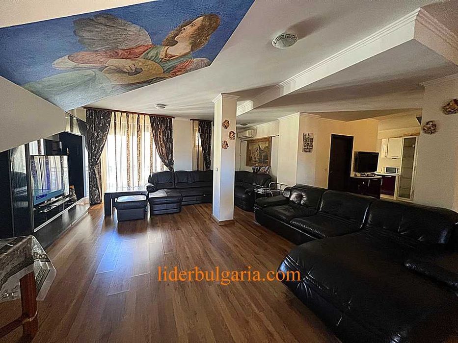 Продава се Къща в к.к. Елените - 217 кв.м за 1452 €/кв.м - Снимка #3