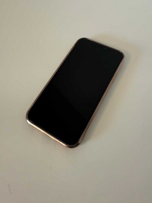 IPHONE XR 128GB Rar :)