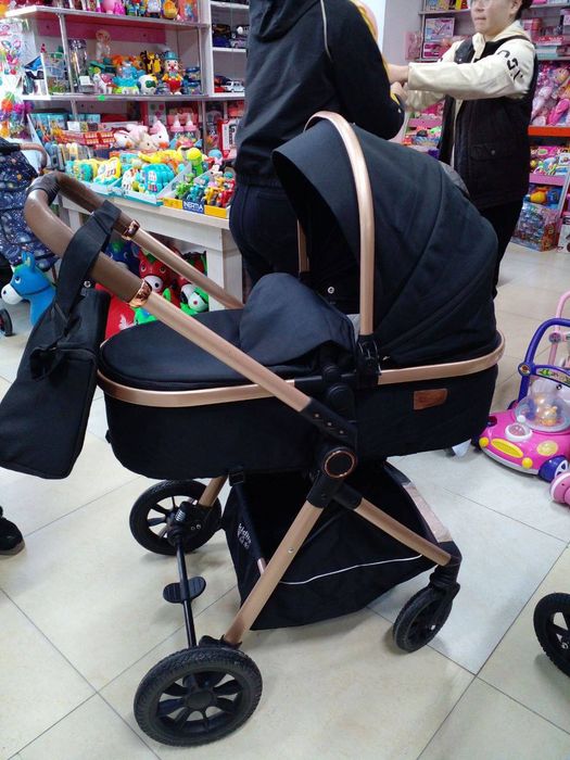 Детская коляска 2в1 
Продам детскую коляску