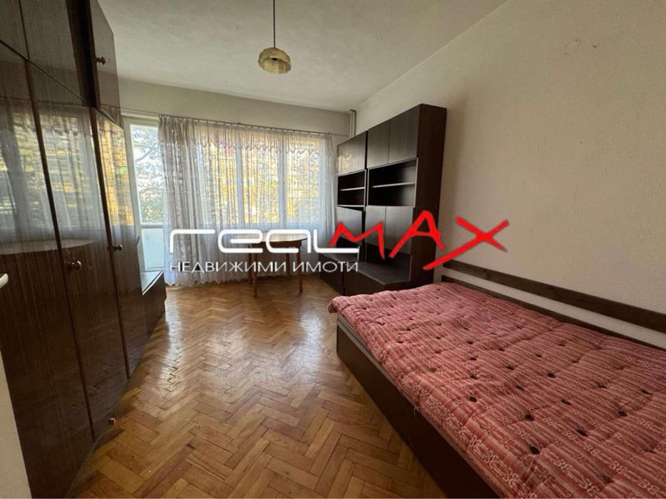 Продава се Тристаен апартамент в Казанлък - 102 кв.м за 1145 €/кв.м - Снимка #7