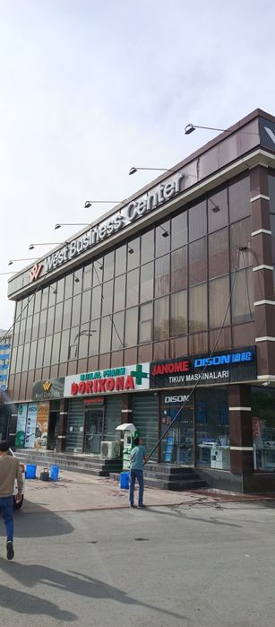 Fasad moyka oyna yuvish xizmati oyna tozalash