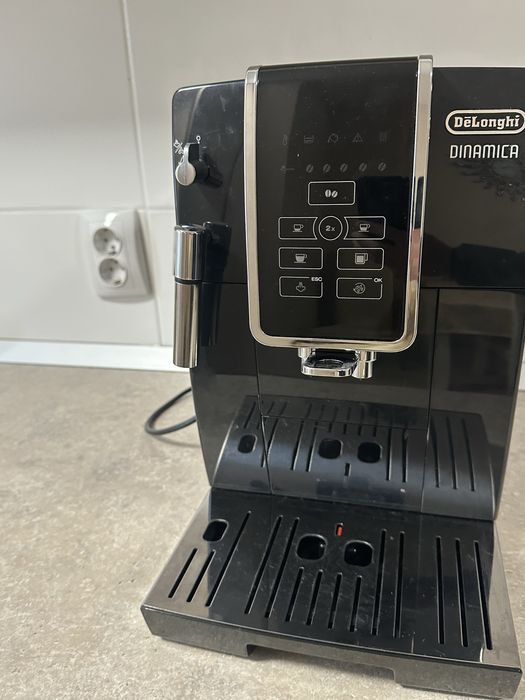 Expresor delonghi dinamica