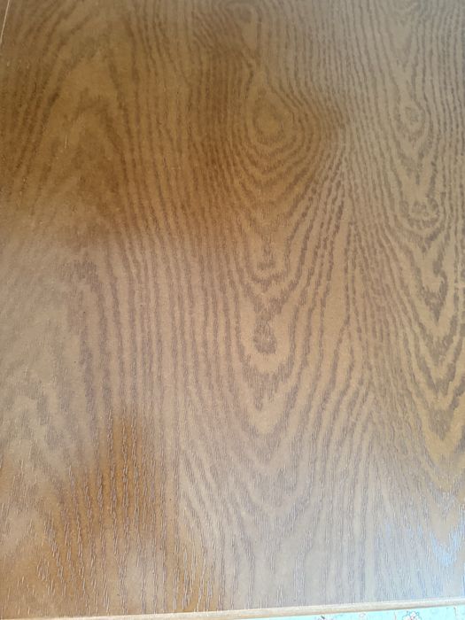 Продам стол для гостинной