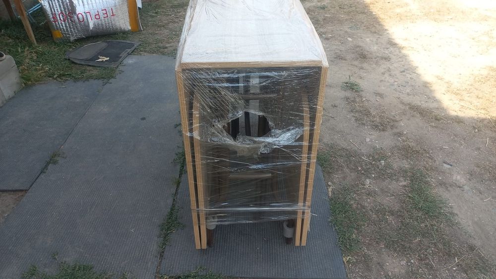 Продам стол книжка