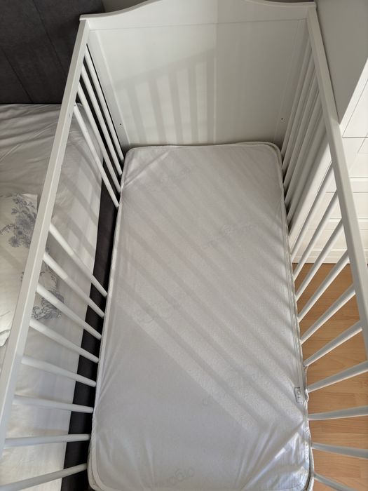 Бебешка кошара ikea + матрак