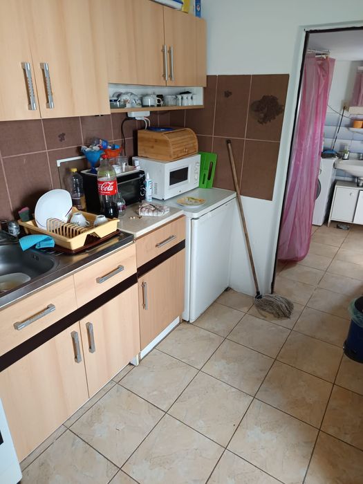 Casă de vânzare, renovată, mobilată  ,și 500 mp teren