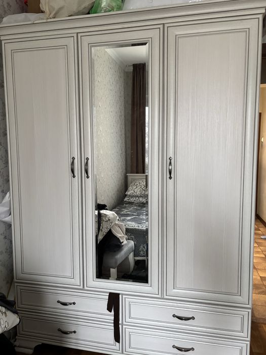 шифоньер большой