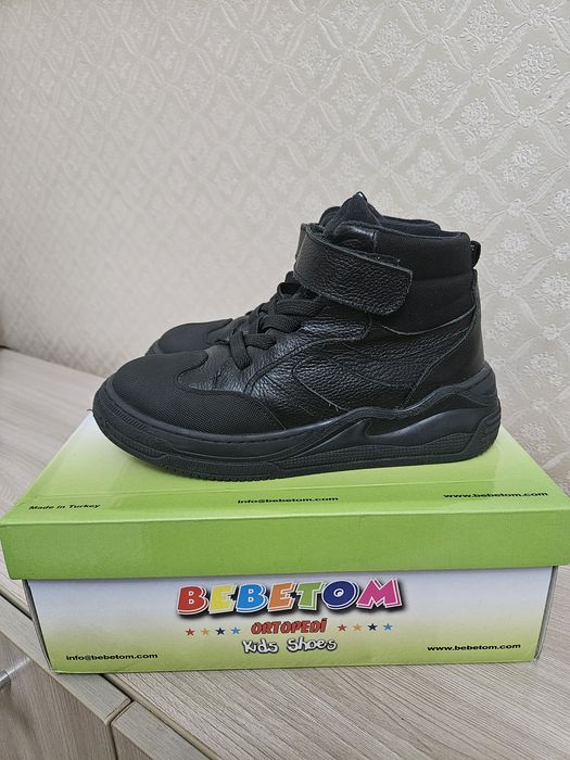 Продам осень-весна ботинки  BEBETOM