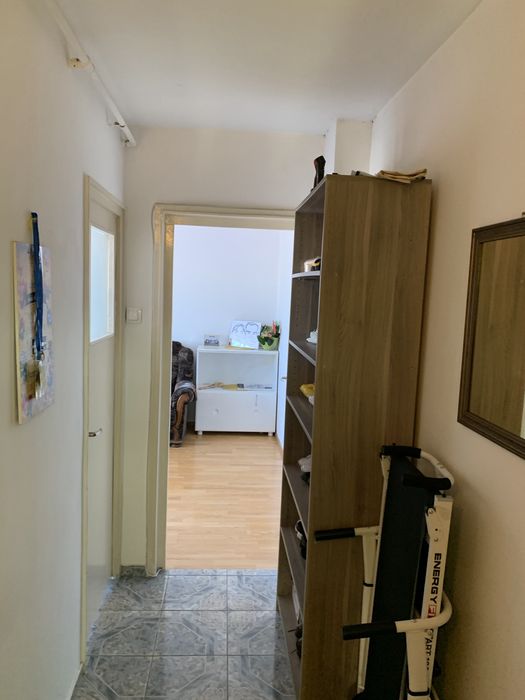 Inchiriez apartament 2 camere