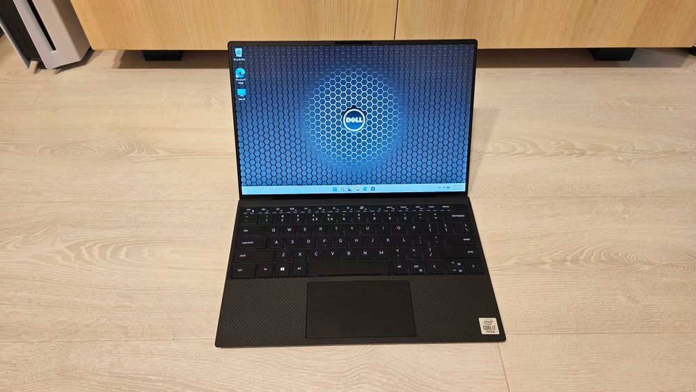 Dell XPS 13 9300 i7-1065G7 16GB DDR4 512GB SSD Windows 11