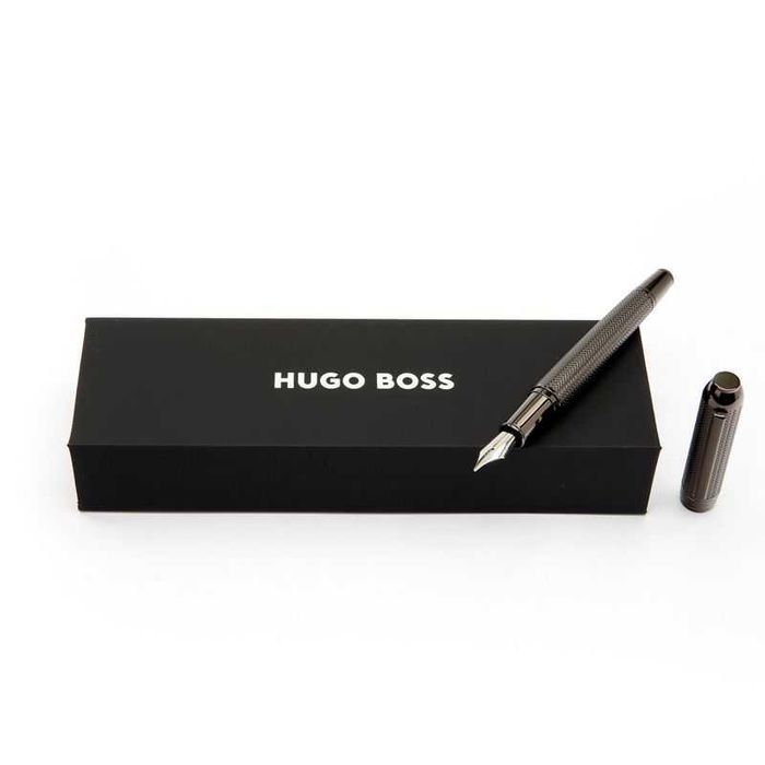 писалка HUGO BOSS Gun метал с модернизирани шарки на рибена кост