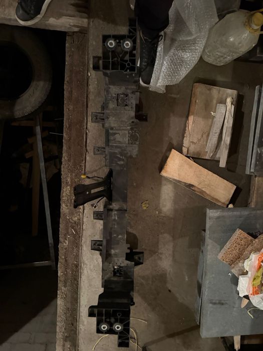 Телевизор на Geely Atlas