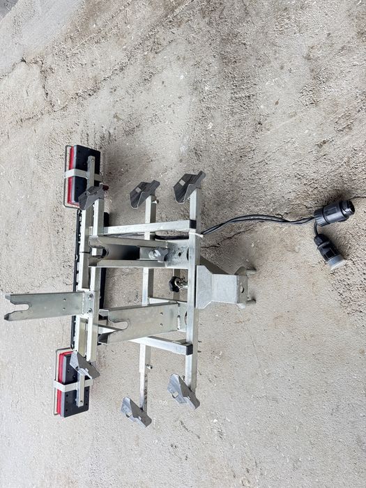 Vand suport auto pt 3 biciclete