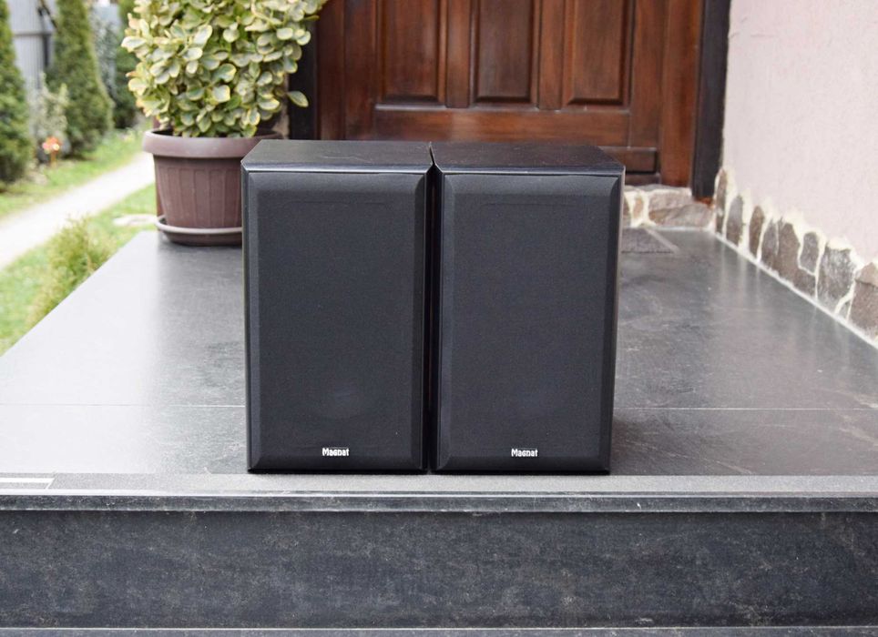 Boxe Magnat Monitor 220