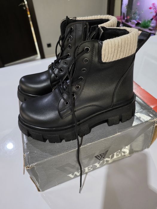 Женски боти естествена кожа