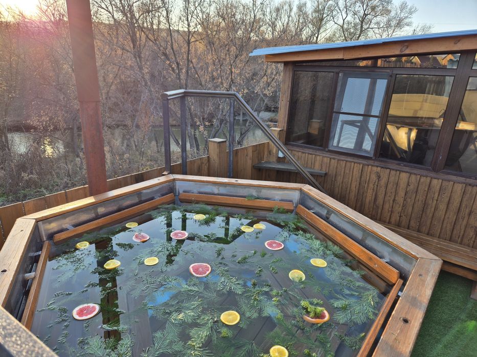 Сдаётся гостевой дом с баней и чаном