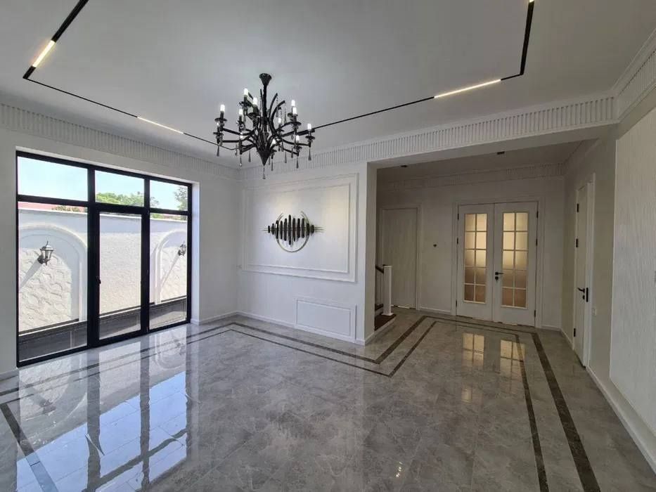 Срочно сдаётся евродом с зади Гостиница Россия