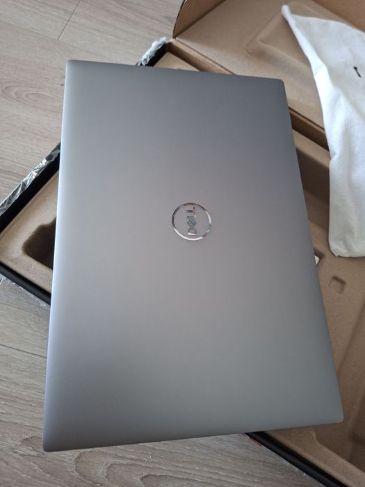 Dell Precision 5680, 16" 4K TOUCH OLED, i7 13800H, 32Gb/64Gb, Ada 2000, 512SSD/1Tb