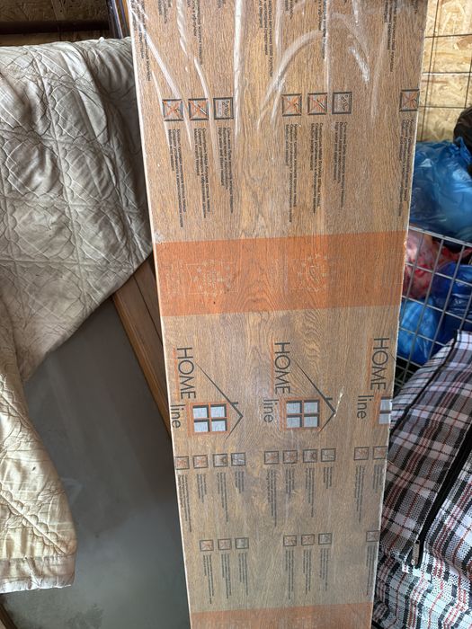 Продам 2 окна и дверь
