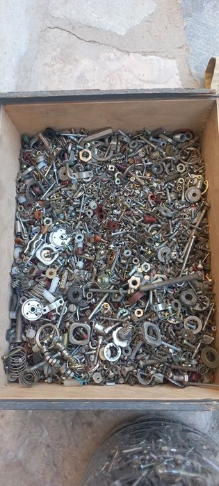 Болты,гайки,шайбы и т.д