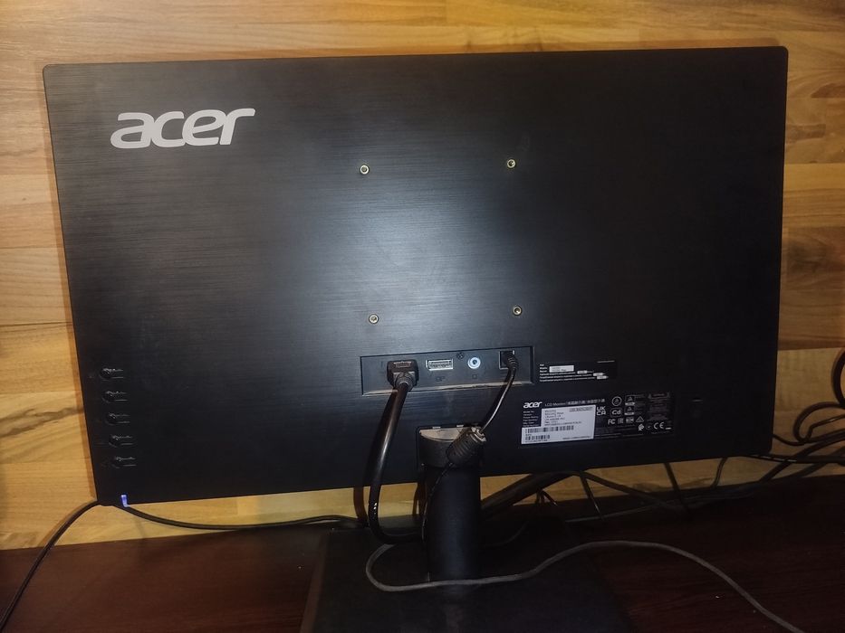 Продавам монитор Acer EQ220Q 1080p 144 Hz