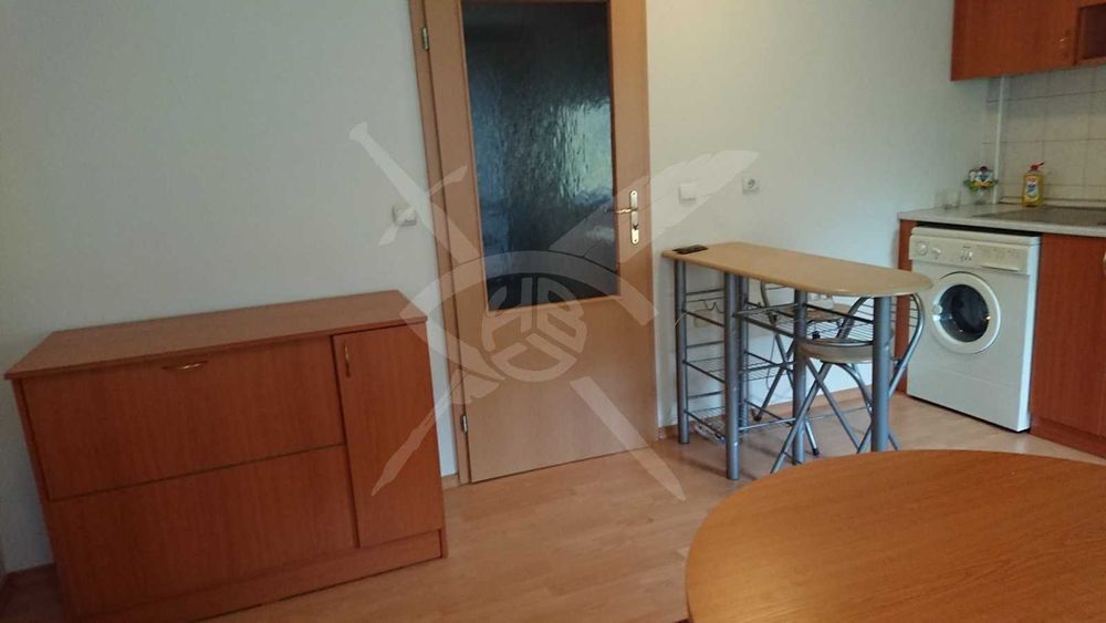 Дава се под наем Едностаен апартамент в Пловдив, Център - 36 кв.м за 250 € - Снимка #3