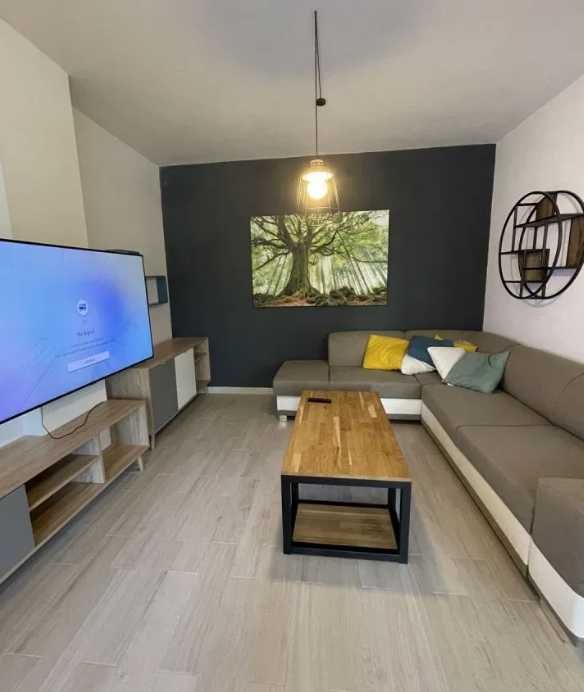 Двустаен апартамент Хр.Смирненски