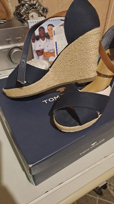 Обувки-обувки ,нови