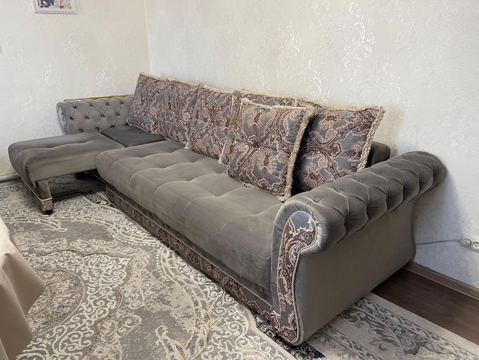 Продаю Диван 3 метра